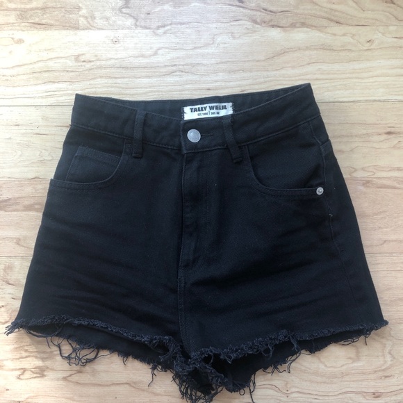 Black High-Rise Distressed Denim Shorts XS - Picture 5 of 7